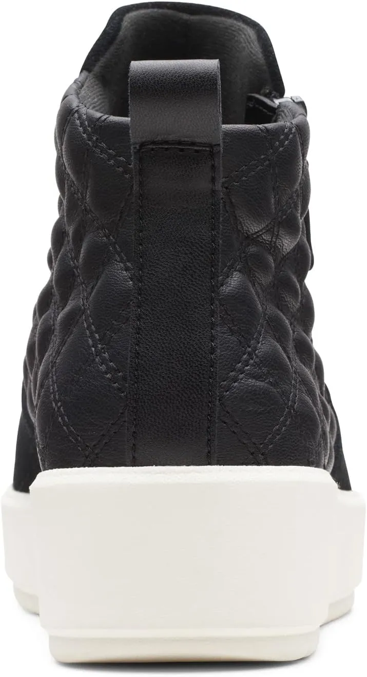 Clarks Women's Layton Zip Sneaker