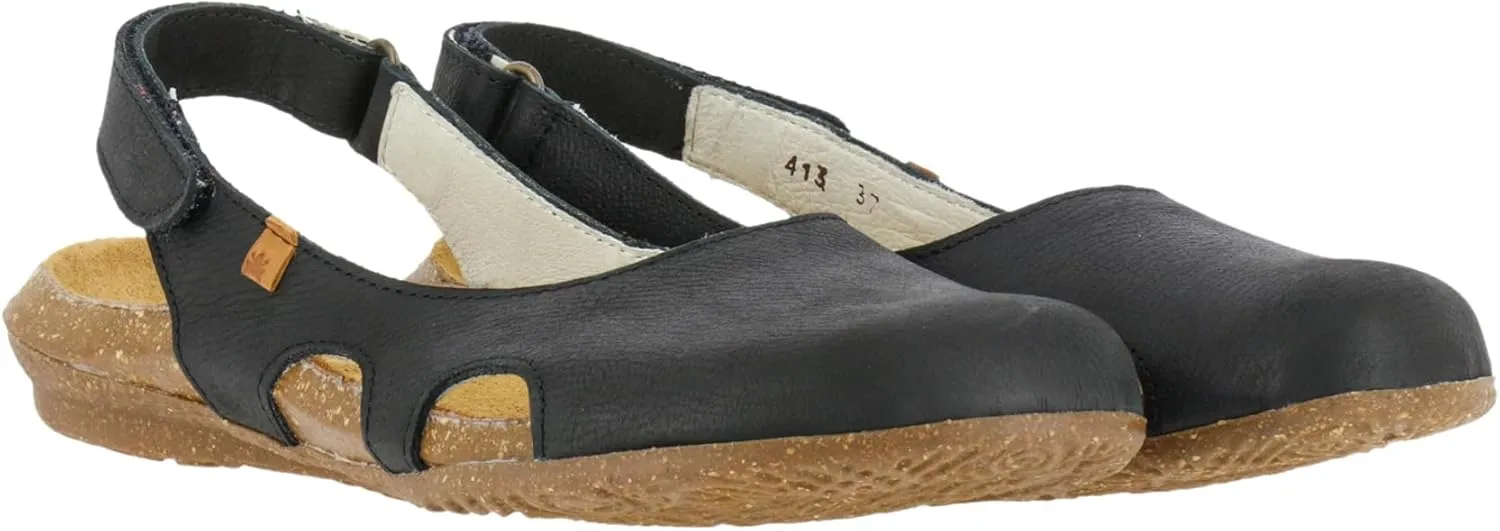 El Naturalista Women's Wakatua Sandal