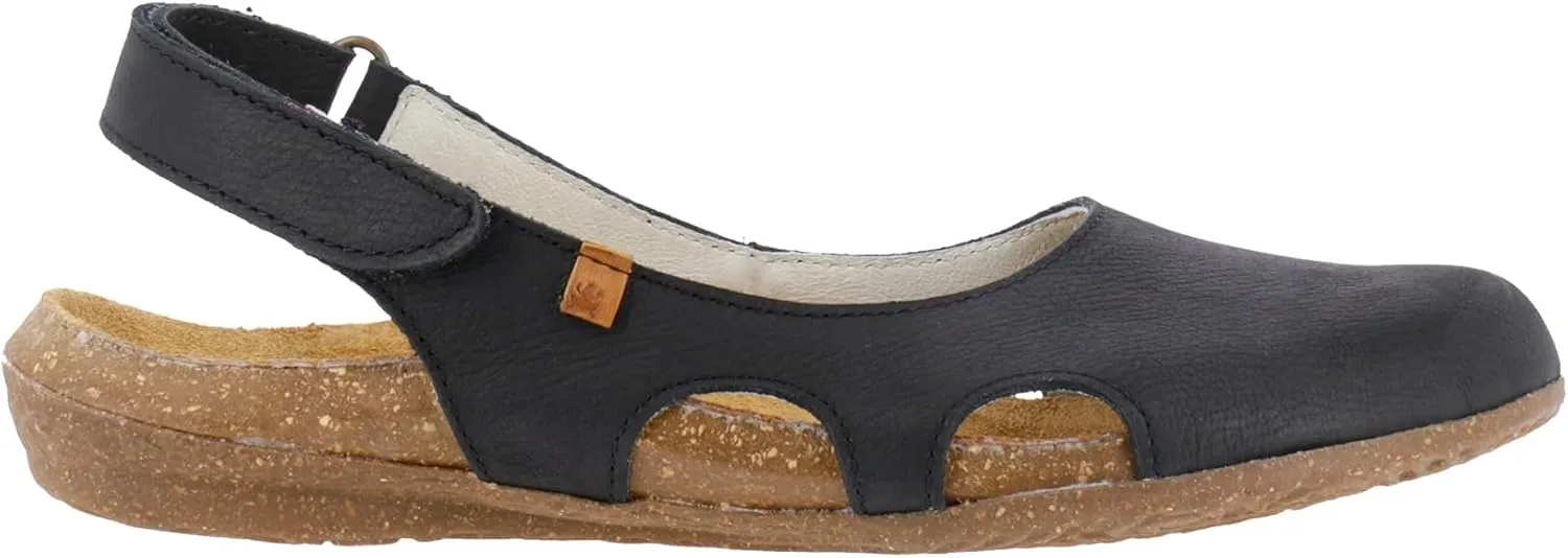 El Naturalista Women's Wakatua Sandal