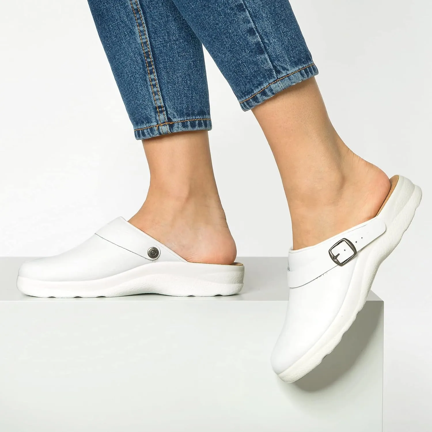 Fly Flot Women's 854794 Health Care Professional Shoe
