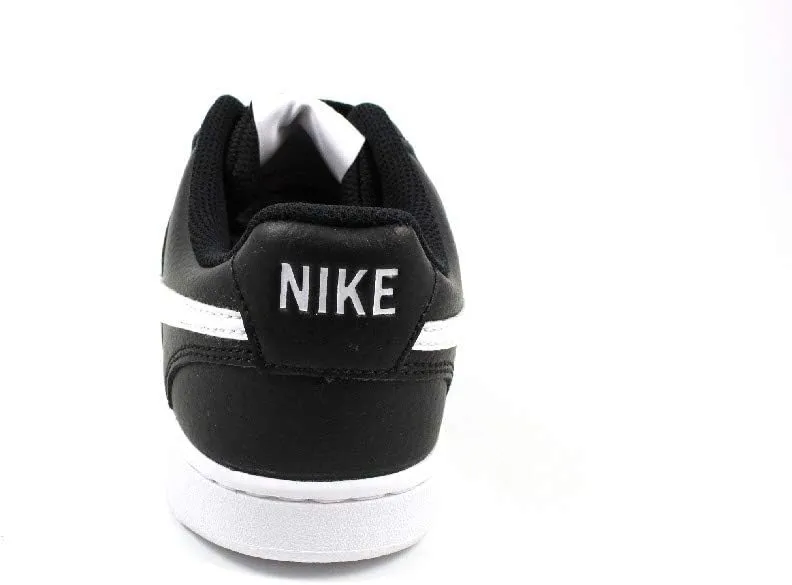 NIKE Women's Sneaker Basketball Shoe