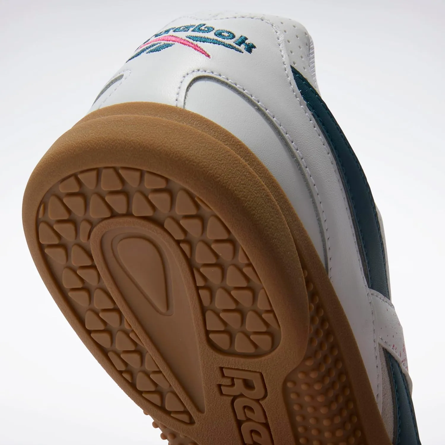 Reebok Unisex-Adult Hammer Street Sneaker