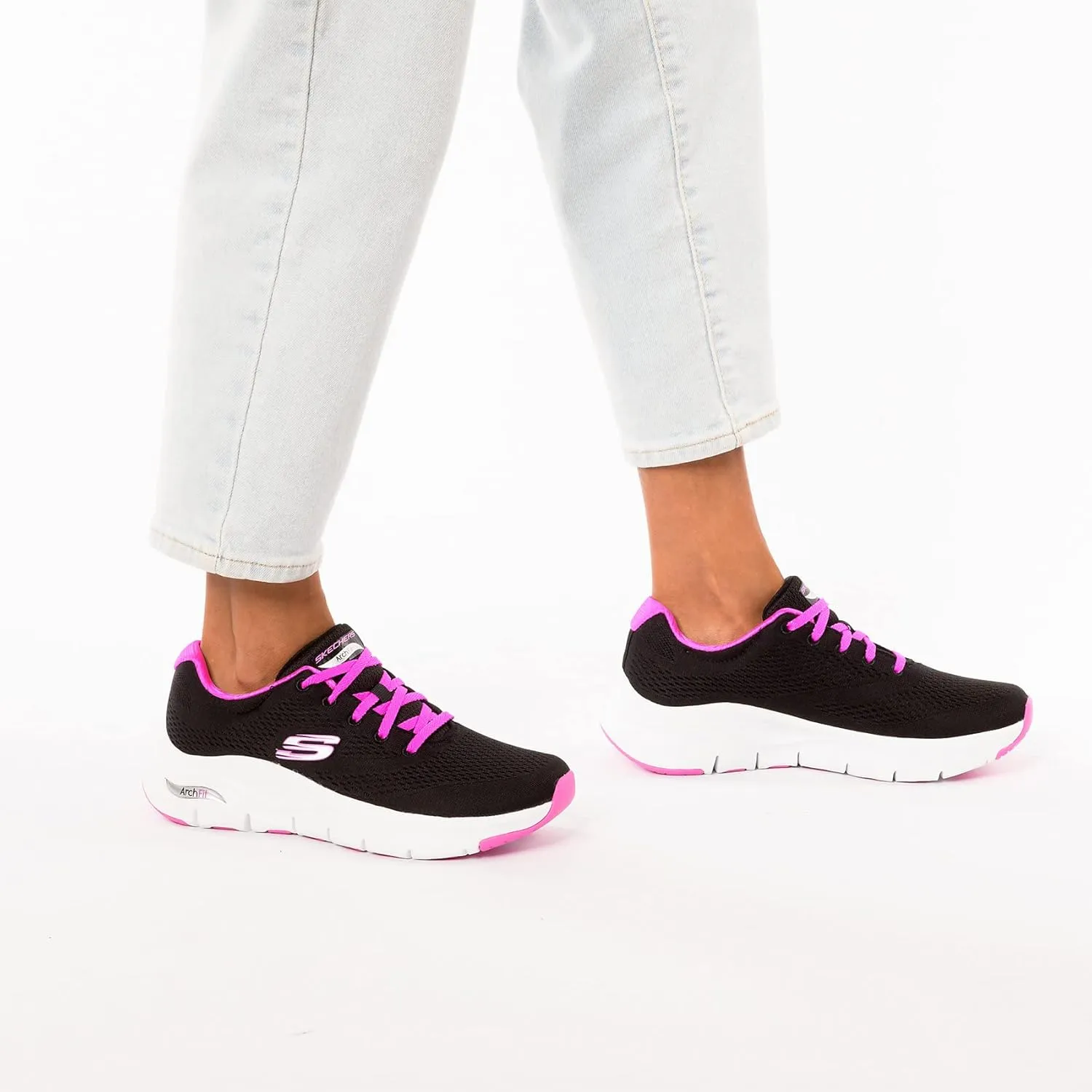 Skechers Women's Arch Fit Sneaker