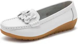 Women's Leather Loafers Driving Moccasins Casual Slip-On Boat Shoes Comfort Walking Flat Loafer for Women Wide Width