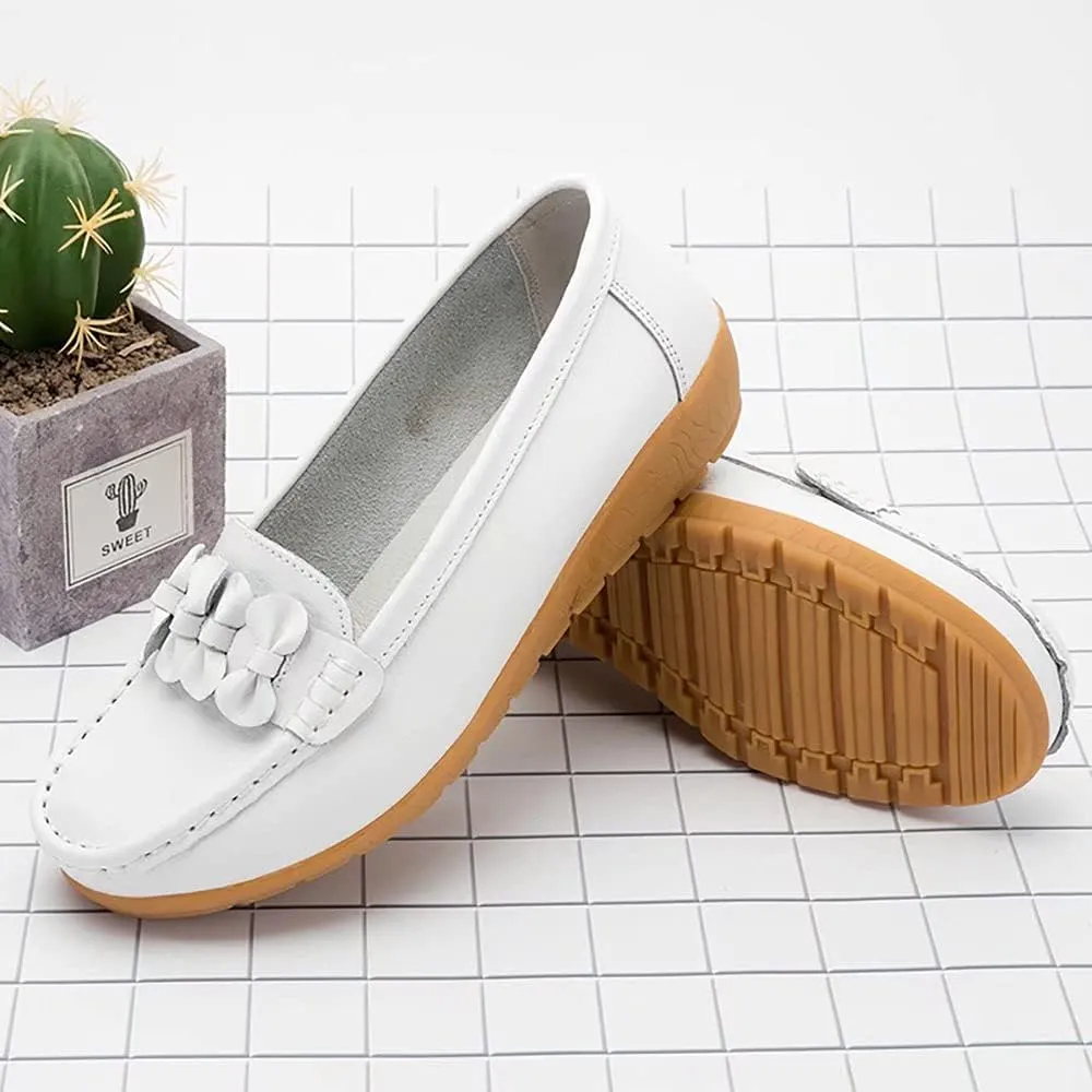 Women's Leather Loafers Driving Moccasins Casual Slip-On Boat Shoes Comfort Walking Flat Loafer for Women Wide Width